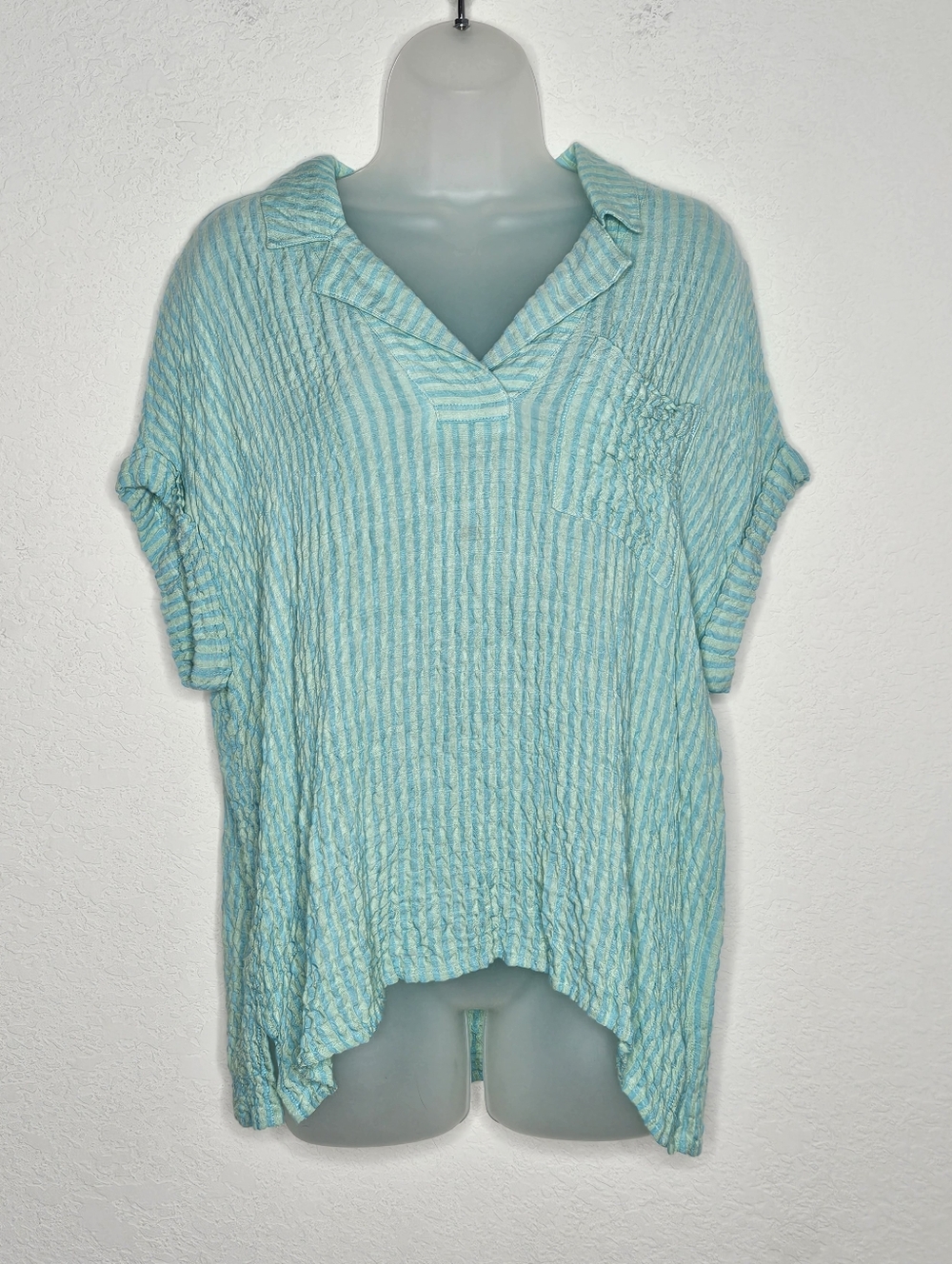 Jane + Delancey Blue Green Striped Top L Textured Short Sleeve Collared Blouse